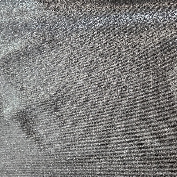 Tops - Picture 2 of 3